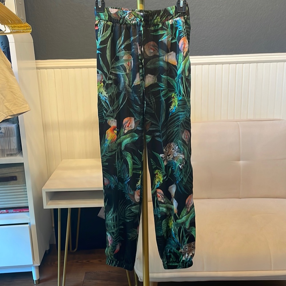 Johnny Was Jungle stretch silk pant, no flaws